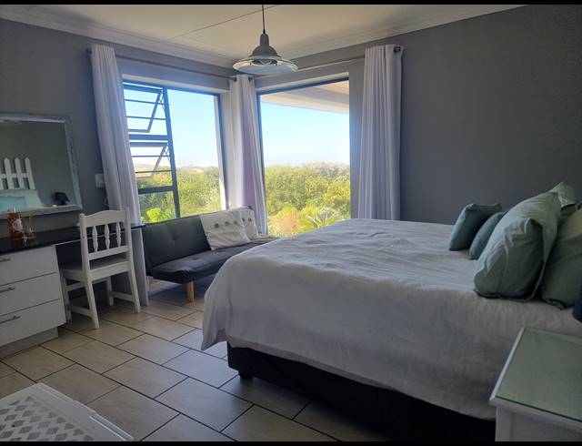 3 BEDROOM FREEHOLD FOR SALE IN DANA BAY
